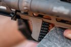 Hand Stop Barricade M-LOK FDE Magpul