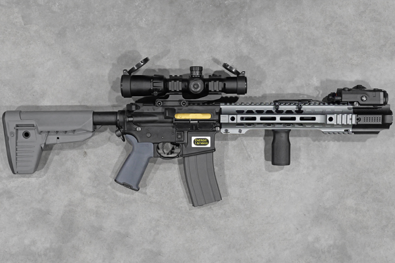 Réplica M4 MWS GBBR Tipo Salient Arms Custom 